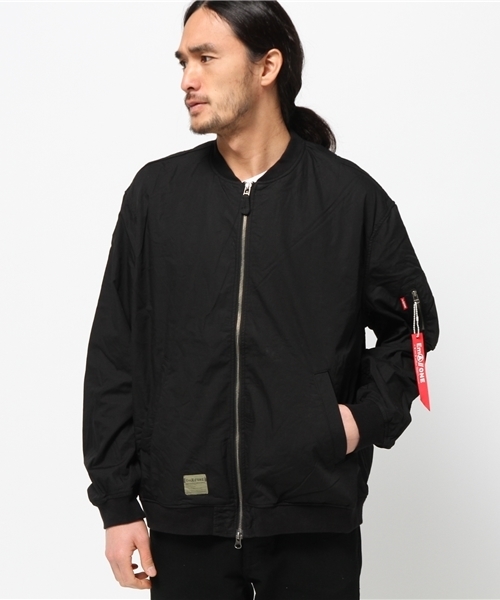 WHO'S WHO gallery（フーズフーギャラリー）の「【Em@//ONE】ボンディングMA-1（ブルゾン・メンズ・ベージュ/オリーブ/ブラック・LARGE/MEDIUM）」の2枚目の写真