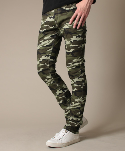 THE CASUAL(カジュアル)の「カラースキニーパンツ(その他パンツ・メンズ・ネイビー/ブラウン系カモフラージュ/チェック/グリーン/カーキ/ライトピンク/ベージュ/ワイン/ブルー/グレー系カモフラージュ/レッド/ライトグレー/ホワイト/チャコールグレー/ブラック・M/L/XL)」の13枚目の写真