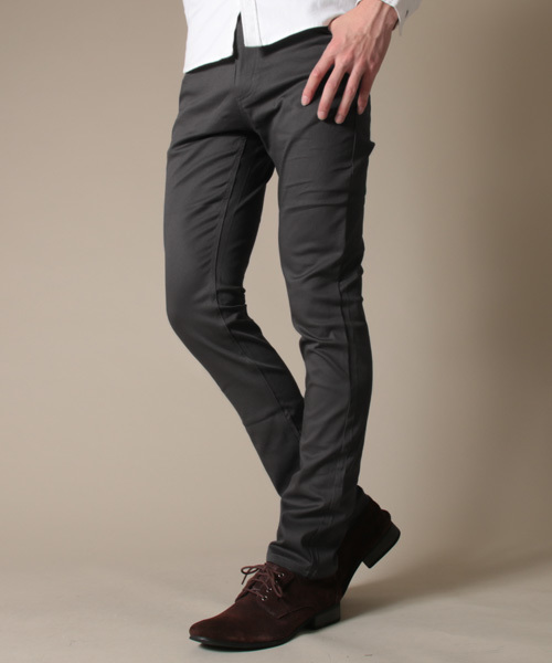 THE CASUAL(カジュアル)の「カラースキニーパンツ(その他パンツ・メンズ・ネイビー/ブラウン系カモフラージュ/チェック/グリーン/カーキ/ライトピンク/ベージュ/ワイン/ブルー/グレー系カモフラージュ/レッド/ライトグレー/ホワイト/チャコールグレー/ブラック・M/L/XL)」の4枚目の写真