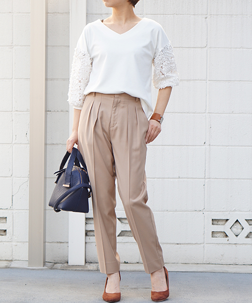 laboratory work（ラボラトリーワーク）の「ツイルストレッチテーパードパンツ（その他パンツ・レディース・ベージュ/ネイビー/インディゴブルー・SMALL/MEDIUM）」の14枚目の写真