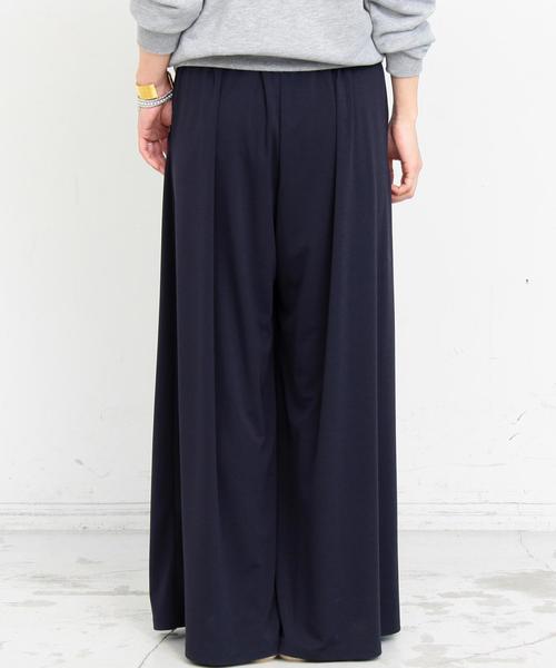 BEAUTY&YOUTH UNITED ARROWS（ビューティーアンドユースユナイテッドアローズ）の「BY∴ ジャージータックワイドパンツ　-手洗い可能- ◆（その他パンツ・レディース・ネイビー/マスタード/ブラック・FREE）」の9枚目の写真