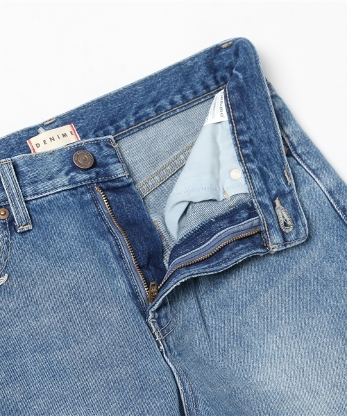 Denime(ドゥニーム)の「クロップドフレアジーンズ(デニムパンツ・レディース・ライトインディゴブルー/ダークインディゴブルー・3/1/2)」の10枚目の写真