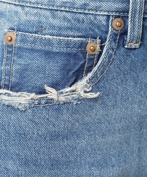 Denime(ドゥニーム)の「クロップドフレアジーンズ(デニムパンツ・レディース・ライトインディゴブルー/ダークインディゴブルー・3/1/2)」の12枚目の写真