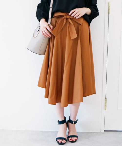 N.（N. Natural Beauty Basic）（エヌエヌナチュラルビューティーベーシック）の「取外しベルト付イレギュラーヘムタイプライタースカート（スカート・レディース・ピンク/ブラウン/グリーン/ブルー/ベージュ・MEDIUM）」の2枚目の写真