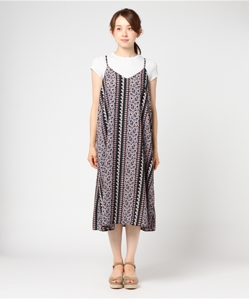 LBC（エルビーシー）の「プリント柄キャミワンピース巾着付き（ワンピース・レディース・ブラック/オフホワイト/ネイビー・MEDIUM/LARGE）」の4枚目の写真