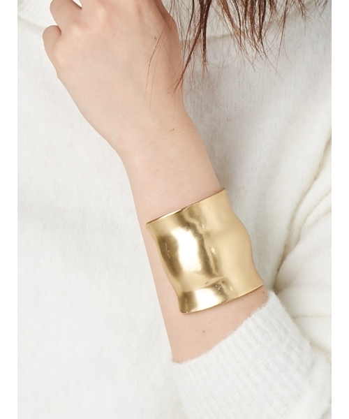 Ungrid（アングリッド）の「メタルワイドバングル（バングル/リストバンド・レディース・シルバー/ゴールド・FREE）」の6枚目の写真