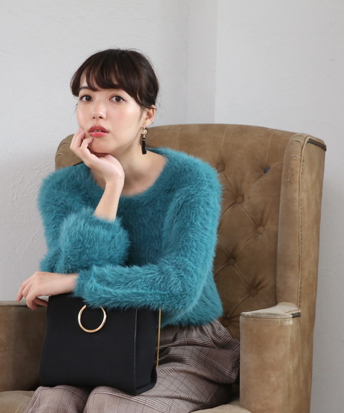 natural couture（ナチュラルクチュール）の「モンスターシャギーニット（ニット/セーター・レディース・グレー/グリーン/アイボリー/ピンクベージュ・FREE）」の3枚目の写真