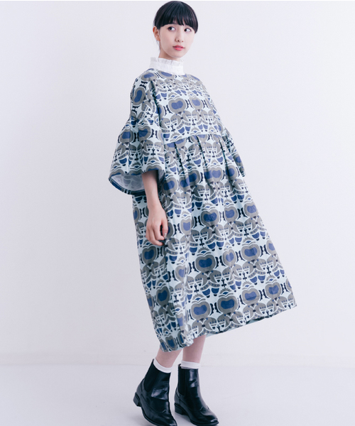 MERLOT(メルロー)の「土偶のお花柄ワンピース1282(ワンピース・レディース・レッド/ブルー・FREE)」の13枚目の写真