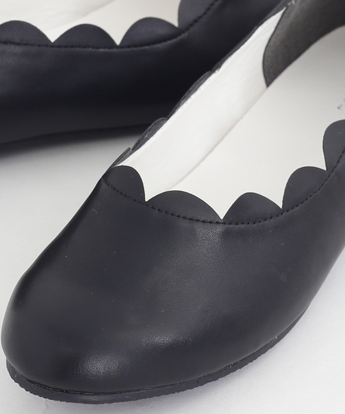 merlot plus（メルロープリュス）の「スカラップフラットシューズ002-1489（パンプス・レディース・ブラック/シルバー/ベージュ/ピンク/イエロー・L/LL/M/S）」の10枚目の写真