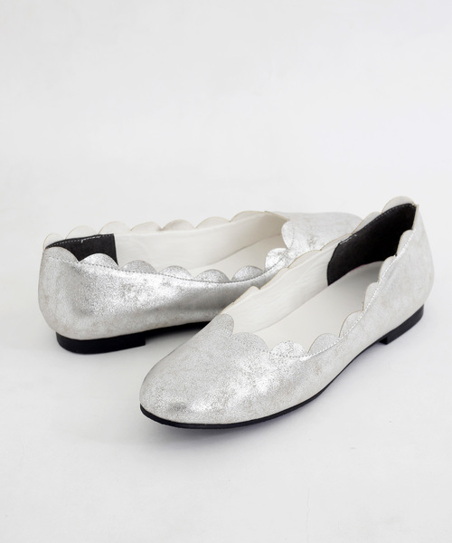 merlot plus（メルロープリュス）の「スカラップフラットシューズ002-1489（パンプス・レディース・ブラック/シルバー/ベージュ/ピンク/イエロー・L/LL/M/S）」の17枚目の写真