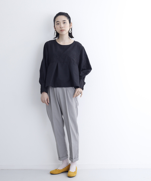 merlot plus（メルロープリュス）の「スカラップフラットシューズ002-1489（パンプス・レディース・ブラック/シルバー/ベージュ/ピンク/イエロー・L/LL/M/S）」の22枚目の写真