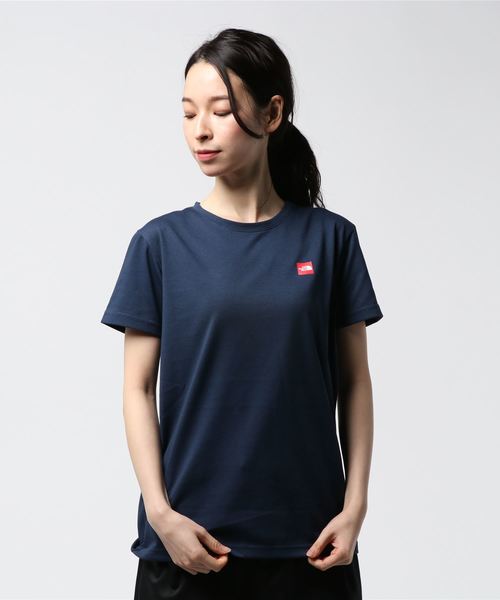 THE NORTH FACE（ザノースフェイス）の「ザ・ノース・フェイス ウィメンズカットソー / ショートスリーブスモールボックスロゴティー（Tシャツ/カットソー・レディース・ホワイト/ダークブルー/ミックスグレー・LARGE/MEDIUM/SMALL）」の3枚目の写真