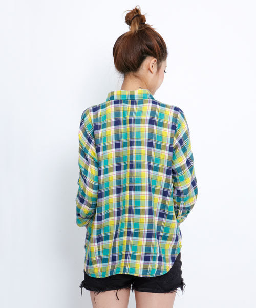 X-girl（エックスガール）の「NEON-LINE PLAID SHIRT（シャツ/ブラウス・レディース・レッド/グリーン/ブルー・1/2）」の10枚目の写真