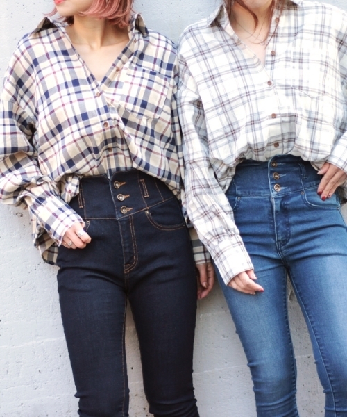 PAGEBOY（ページボーイ）の「ハイウエストスキニーデニム（デニムパンツ・レディース・ネイビー/ブルー/ブラック・SMALL/MEDIUM/LARGE）」の15枚目の写真