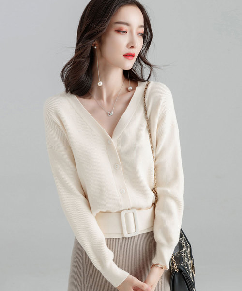 SAISON DE PAPILLON�i�Z�]���h�p�s�����j�́u�x���g�t���Ќl�҂݃J�[�f�B�K���i�J�[�f�B�K���j�v�b�A�C�{���[