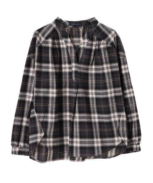 AMERICAN HOLIC(アメリカンホリック)の「Vネックスキッパーギャザーブラウス(シャツ/ブラウス・レディース・ブラック/オフホワイト/その他8/その他12/ブラック系その他3/ブラウン系その他4/ブルー系その他5・M/L)」の17枚目の写真