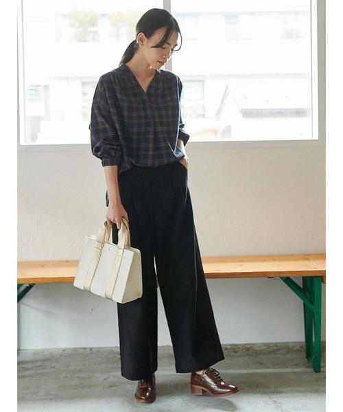 AMERICAN HOLIC(アメリカンホリック)の「Vネックスキッパーギャザーブラウス(シャツ/ブラウス・レディース・ブラック/オフホワイト/その他8/その他12/ブラック系その他3/ブラウン系その他4/ブルー系その他5・M/L)」の16枚目の写真