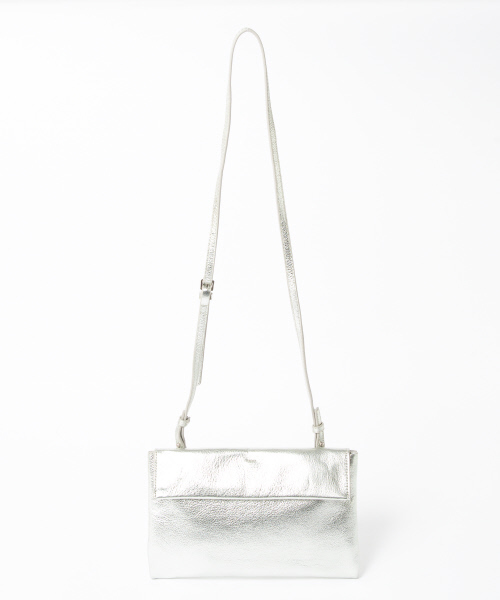 qualite（カリテ）の「【YAHKI】グリッタースクエアショルダーバッグ（ショルダーバッグ・レディース・シルバー/ゴールド・フリー）」の11枚目の写真