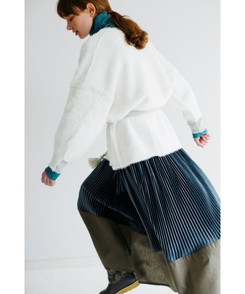 Ne-net（ネネット）の「リバーシブルファーニット カーディガン（カーディガン/ボレロ・レディース・レッド/オフホワイト/ダークブラウン・02）」の13枚目の写真