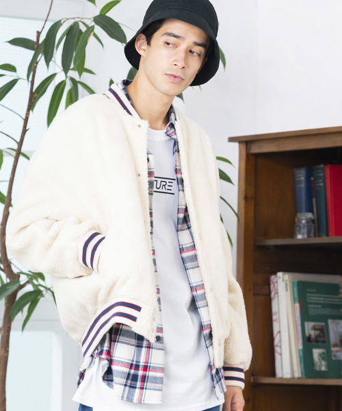 WEGO（ウィゴー）の「WEGO/ボアスタジャン（スタジャン・メンズ・ブラック/ネイビー/アイボリー/ワイン・MEDIUM/LARGE）」の2枚目の写真