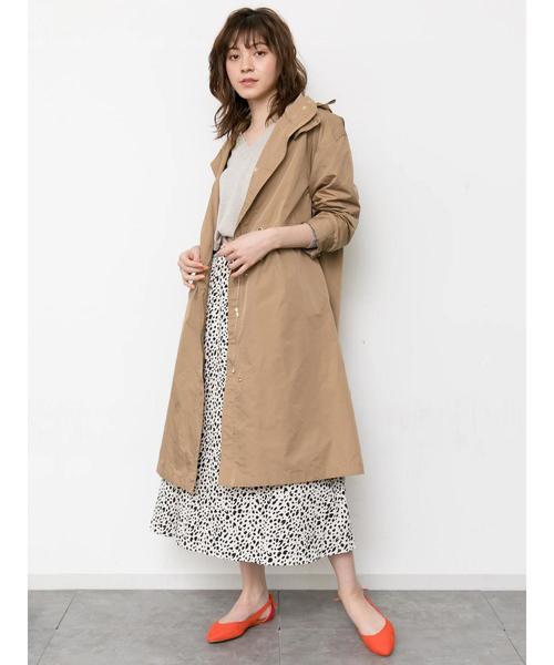 YECCA VECCA（イェッカヴェッカ）の「・2WAYフードコート（その他アウター・レディース・キャメル/ネイビー・FREE）」の2枚目の写真