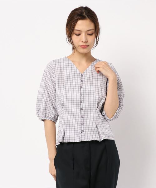 お得な特別割引価格 Vネック前ボタンブラウス 愛用