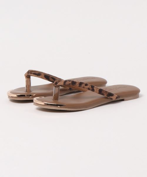 KOBE LETTUCE（コウベレタス）の「メタリックトゥトングフラットサンダル（サンダル・レディース・ブラック/シルバー/レオパード/パイソン/ホワイト・L/LL/M/S）」の21枚目の写真