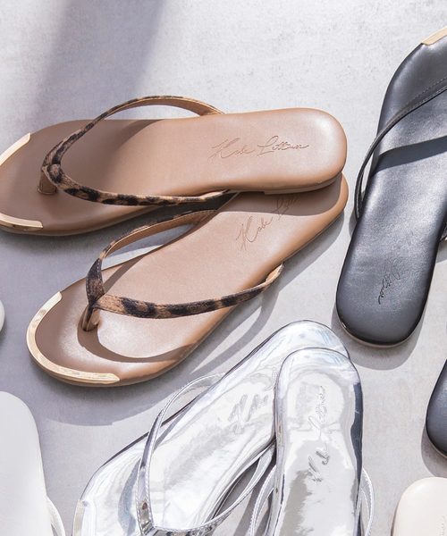 KOBE LETTUCE（コウベレタス）の「メタリックトゥトングフラットサンダル（サンダル・レディース・ブラック/シルバー/レオパード/パイソン/ホワイト・L/LL/M/S）」の11枚目の写真