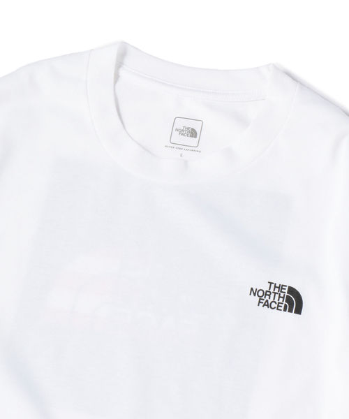 THE NORTH FACE(ザノースフェイス)の「THE NORTH FACE: ナショナルフラッグ スクエアロゴ Tシャツ(Tシャツ/カットソー・メンズ・ホワイト・MEDIUM/LARGE/X-LARGE)」の2枚目の写真