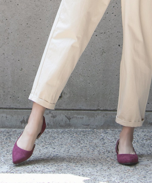 KOBE LETTUCE（コウベレタス）の「ポインテッドトゥサイドカットフラットパンプス（パンプス・レディース・アイボリー/モカ/レオパード/プラム/ブラック/グリーン・LL/S/M/L）」の5枚目の写真