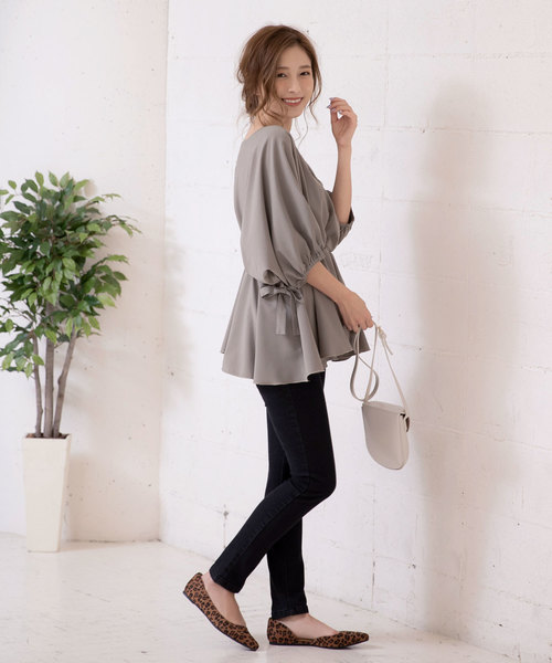 KOBE LETTUCE（コウベレタス）の「ポインテッドトゥサイドカットフラットパンプス（パンプス・レディース・アイボリー/モカ/レオパード/プラム/ブラック/グリーン・LL/S/M/L）」の19枚目の写真