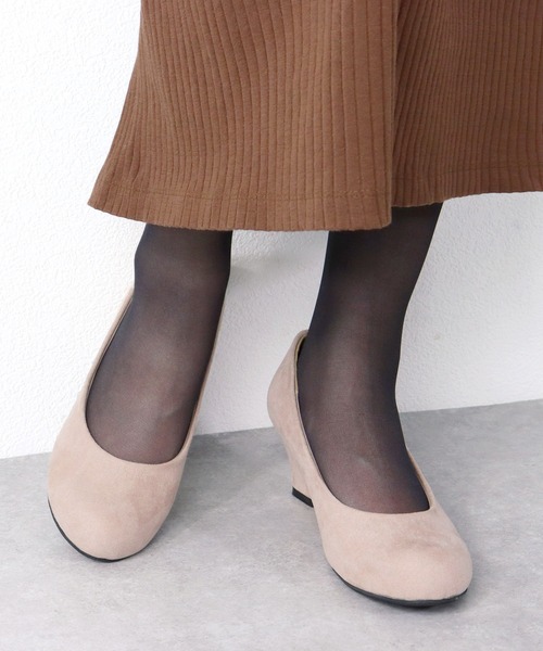 LibertyDoll（リバティードール）の「Liberty Doll / 5.5cmウエッジヒールパンプス(5452)（パンプス・レディース・ブラック/ネイビー/グレー/ベージュ/レッド/ベージュ系その他/アイボリー/ダークブラウン/ブラック系その他・LL/S/M/L/XL/SS）」の18枚目の写真