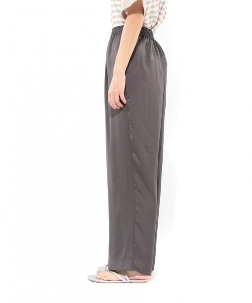 LAKOLE（ラコレ）の「ヴィンテージサテンイージーパンツ / LAKOLE（その他パンツ・レディース・ブルー/スモーク/サンドグレー・SMALL/MEDIUM）」の10枚目の写真