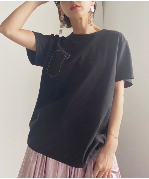 Ameri（アメリ）の「FUDGE REVERSIBLE TEE（Tシャツ/カットソー