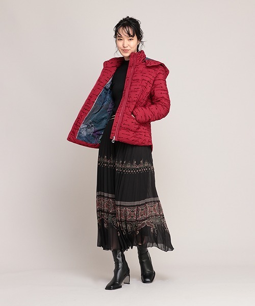 Desigual(デシグアル)の「パッド入り半オーバーコート NATASHA(その他アウター・レディース・レッド・S/M/L/2L)」の4枚目の写真