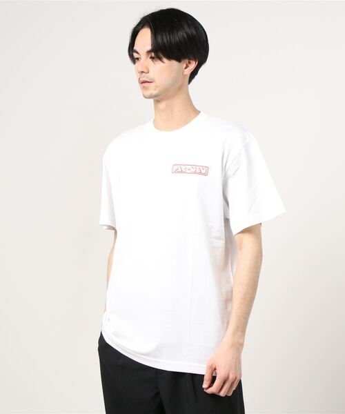 MEDICOM TOY LIFE ENTERTAINMENT(メディコムトイライフエンターテイメント)の「MLE S/S TEE-1 "PAC-MAN"(Tシャツ/カットソー・メンズ・ホワイト・SMALL/MEDIUM/LARGE/X-LARGE)」の3枚目の写真