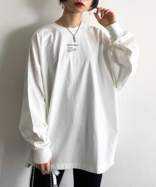 PAGEBOY（ページボーイ）の「シンプルロゴBIGロンT（Tシャツ/カットソー・レディース・ブラック/オフホワイト/ブルー系その他/グレイッシュベージュ・FREE）」の2枚目の写真