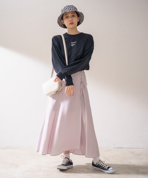 PAGEBOY（ページボーイ）の「シンプルロゴBIGロンT（Tシャツ/カットソー・レディース・ブラック/オフホワイト/ブルー系その他/グレイッシュベージュ・FREE）」の18枚目の写真