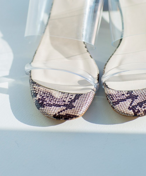 prose verse(プロズヴェール)の「クリアベルトチャンキーヒールサンダル(サンダル・レディース・ブラック/ブラウン/ベージュ/グレイッシュベージュ・SMALL/MEDIUM/LARGE/LL)」の3枚目の写真