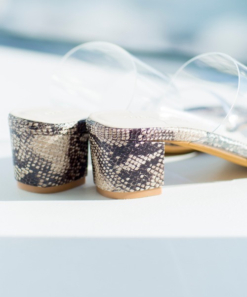 prose verse(プロズヴェール)の「クリアベルトチャンキーヒールサンダル(サンダル・レディース・ブラック/ブラウン/ベージュ/グレイッシュベージュ・SMALL/MEDIUM/LARGE/LL)」の11枚目の写真