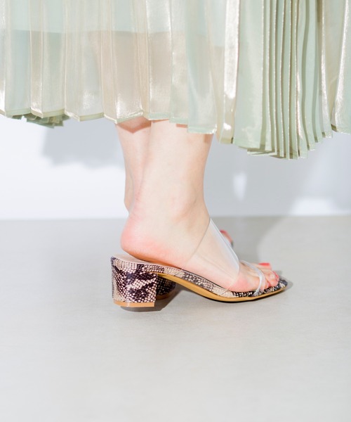 prose verse(プロズヴェール)の「クリアベルトチャンキーヒールサンダル(サンダル・レディース・ブラック/ブラウン/ベージュ/グレイッシュベージュ・SMALL/MEDIUM/LARGE/LL)」の7枚目の写真