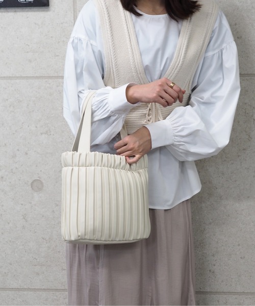 yosiページ♡⃜ PAGEBOY（ページボーイ）の「ハイショクステッチデニムスカート