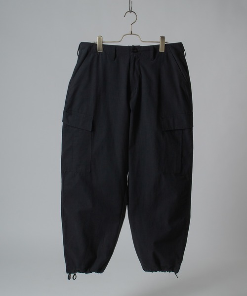 SlashDate(スラッシュデイト)の「ルーズシルエット バルーンワイド 6ポケットミリタリーカーゴパンツ(カーゴパンツ・メンズ・グリーン系その他/ブラック/オリーブ・M/L)」の1枚目の写真