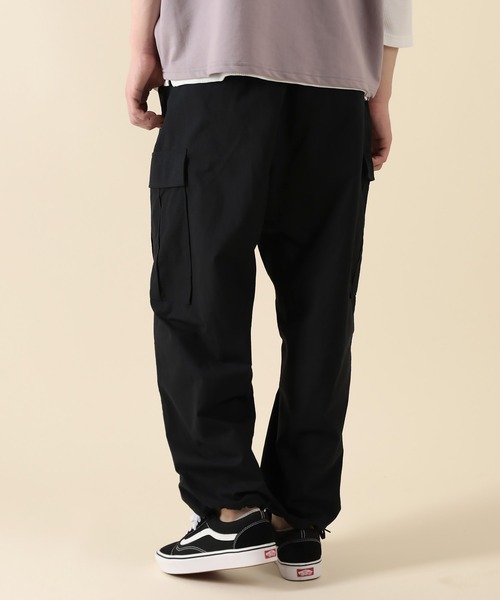 SlashDate(スラッシュデイト)の「ルーズシルエット バルーンワイド 6ポケットミリタリーカーゴパンツ(カーゴパンツ・メンズ・グリーン系その他/ブラック/オリーブ・M/L)」の6枚目の写真
