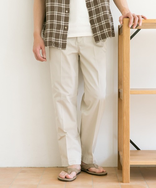 URBAN RESEARCH DOORS(アーバンリサーチドアーズ)の「ハイカウントチノトラウザー(チノパンツ・メンズ・ナチュラル/ベージュ/グリーン・40/36/38)」の15枚目の写真