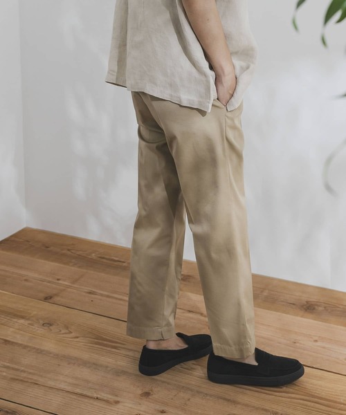 URBAN RESEARCH DOORS(アーバンリサーチドアーズ)の「ハイカウントチノトラウザー(チノパンツ・メンズ・ナチュラル/ベージュ/グリーン・40/36/38)」の19枚目の写真