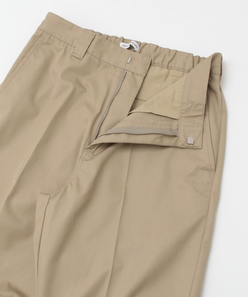 URBAN RESEARCH DOORS(アーバンリサーチドアーズ)の「ハイカウントチノトラウザー(チノパンツ・メンズ・ナチュラル/ベージュ/グリーン・40/36/38)」の4枚目の写真
