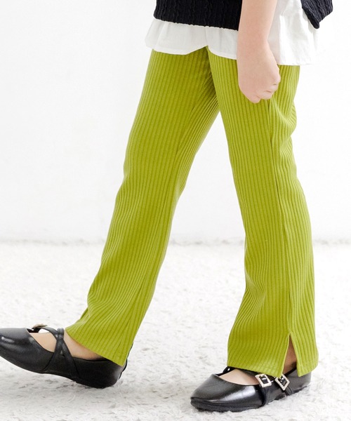 Bee des Bee（ビーデスビー）の「スリット入り リブ地フレアパンツ（その他パンツ・キッズ・ライトブルー/ネイビー/グレー/カーキ/ピンク/ライトブラウン/ブラック/ライトベージュ/テラコッタ/ワイン/チョコ/ラベンダー/ライム/ピンク系/ダークグリーン/ダークブラウン・110cm/100cm/120cm/130cm/140cm/150cm）」の11枚目の写真