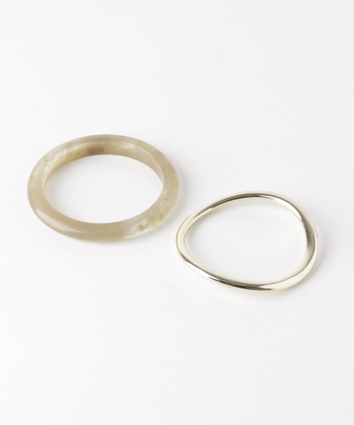 SMELLY（スメリー）の「2セットバングル（バングル/リストバンド・レディース・ゴールド系その他・-）」の2枚目の写真