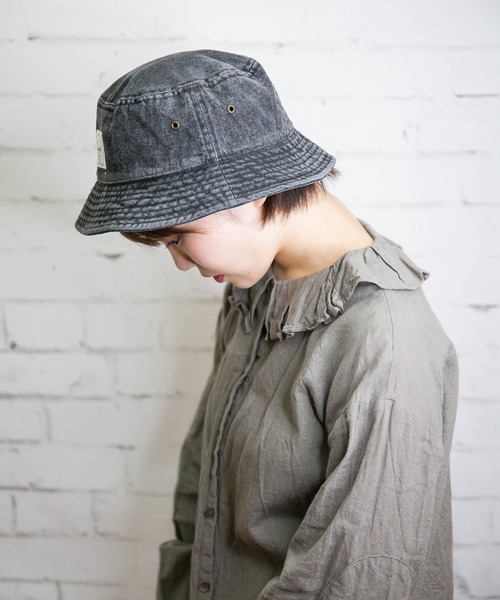 無（ム）の「デニムバケットハット（ハット・レディース・ブラック/ネイビー・FREE）」の3枚目の写真